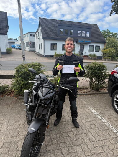 Fahrschule Driving Academy in 29614 Soltau - Neulinge 2025