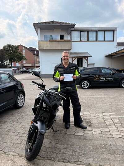 Fahrschule Driving Academy in 29614 Soltau - Neulinge 2025
